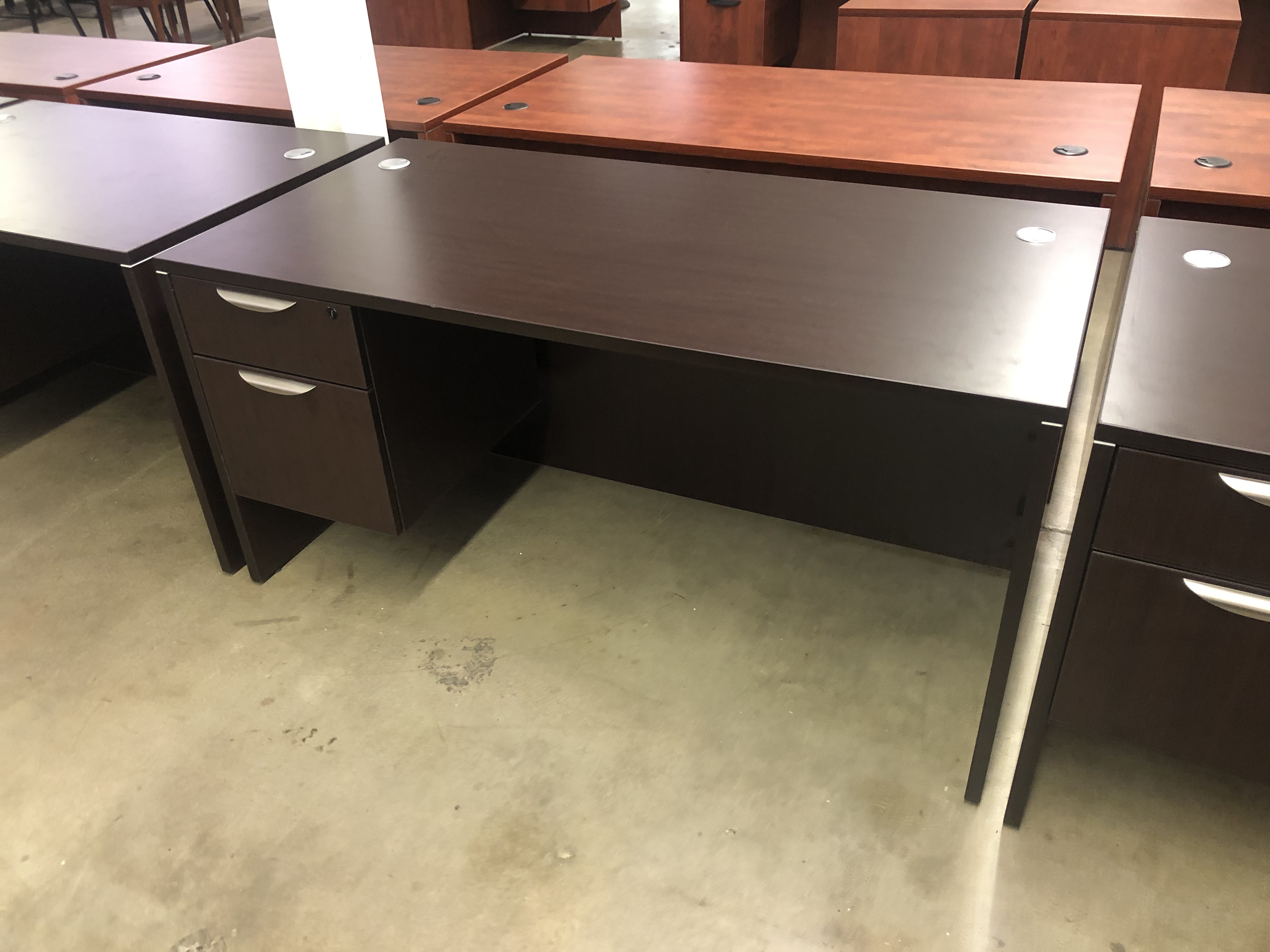 https://www.officefurnituremart.com/wp-content/uploads/2019/04/PG-30x60-Single-Pedestal-Desk.jpeg