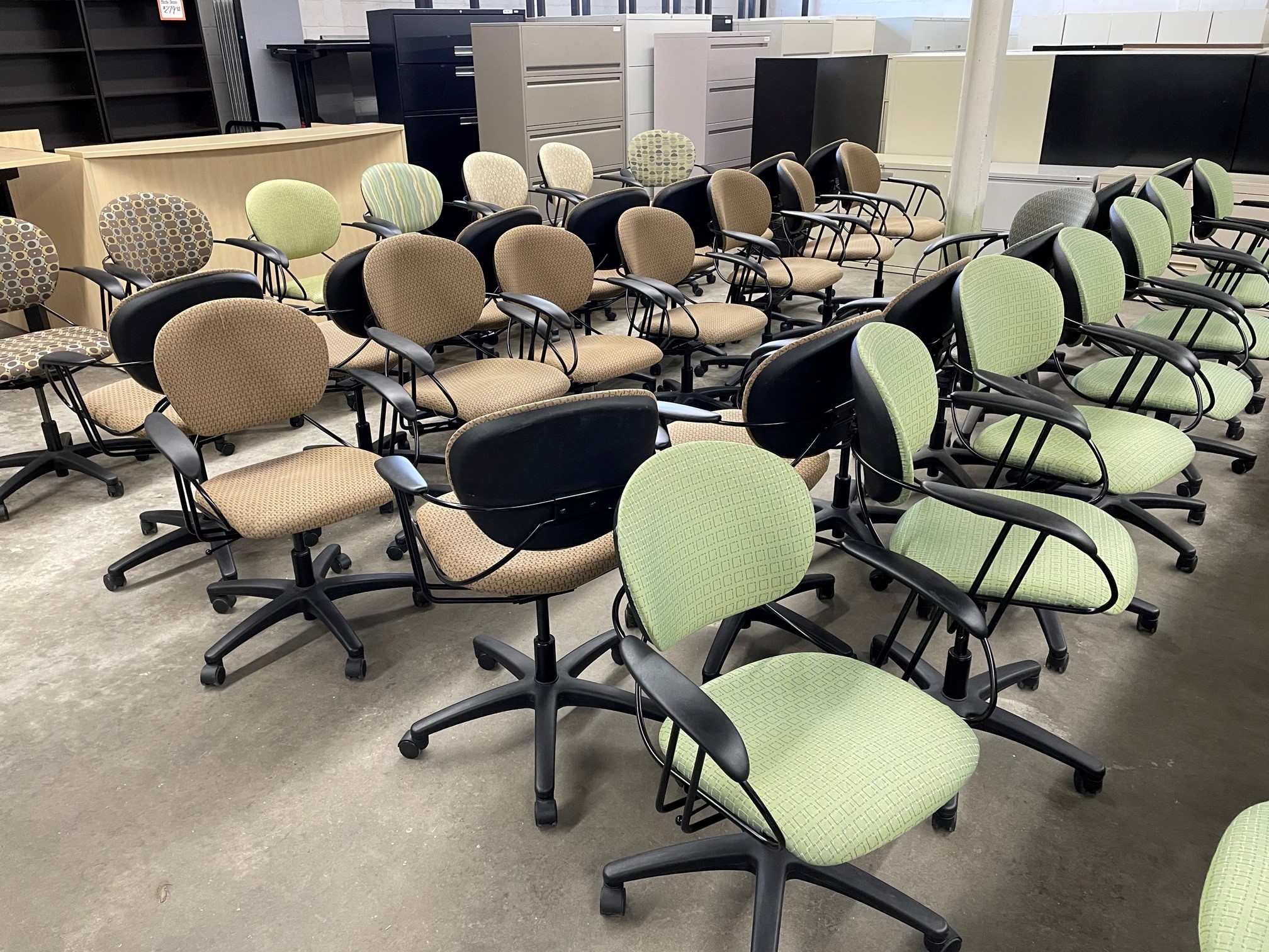 Used Steelcase Uno Chairs