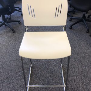New Plastic/Chrome Counter Height Chair
