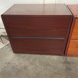 Used Mahogany 2-Dr. Lateral