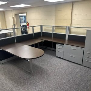 Friant NOVO 8' x 10' cubicle station